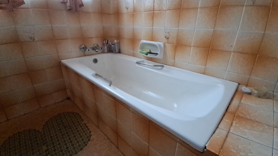 3 Bedroom Property for Sale in Diazville Western Cape